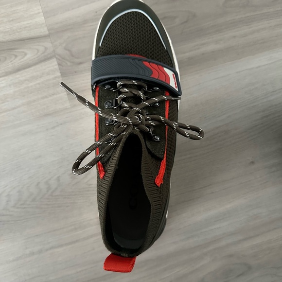 Coach Green and Red Sneakers - Picture 3 of 9